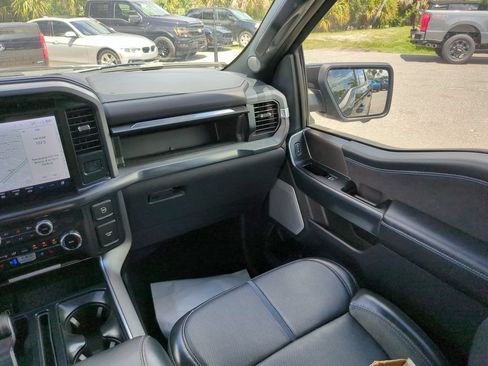 Certified 2025 Ford F150 Platinum w/ Equipment Group 702A High AWD/4WD image 18