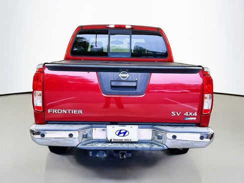 Used 2018 Nissan Frontier SV w/ Value Truck Package AWD/4WD image 6