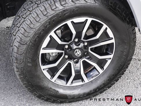 Used 2020 Toyota Tacoma TRD Sport w/ TRD Premium Sport Package image 2