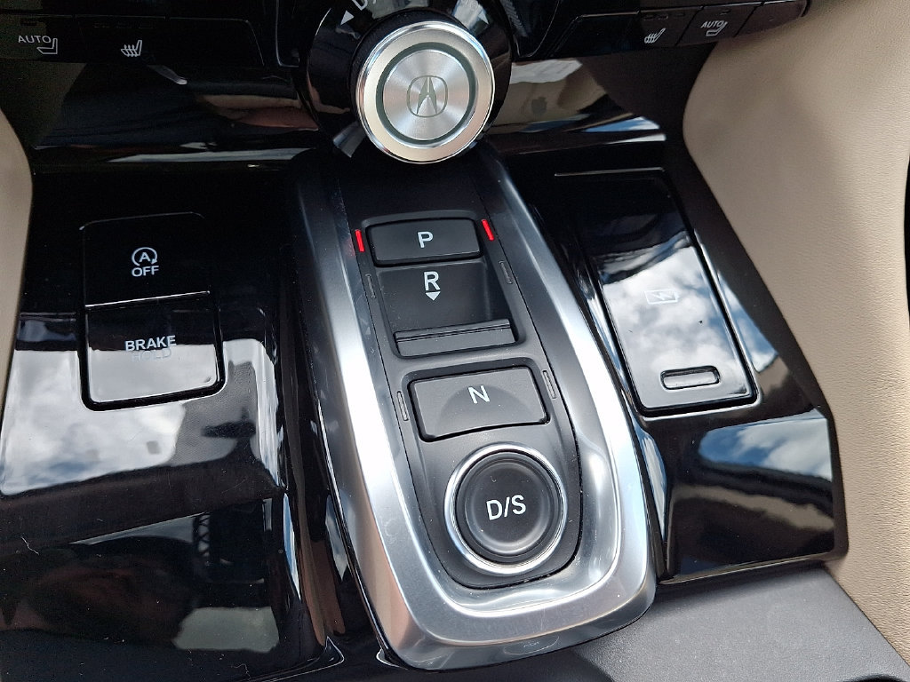 Used 2023 Acura MDX w/ Technology Package AWD/4WD image 20