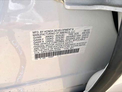 Used 2024 Acura MDX SH-AWD w/ Advance Package image 30