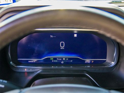 Used 2022 Chevrolet Tahoe LT image 37