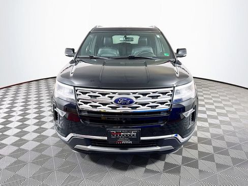 Used 2018 Ford Explorer Limited AWD/4WD image 2