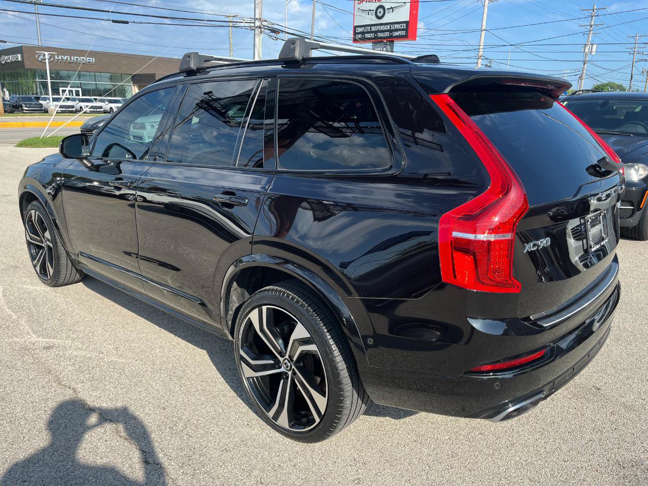 Used 2020 Volvo XC90 T6 R-Design w/ Protection Package Premier AWD/4WD image 3