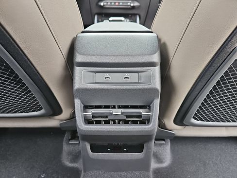 New 2026 Audi Q3 quattro 2.0T AWD/4WD image 12