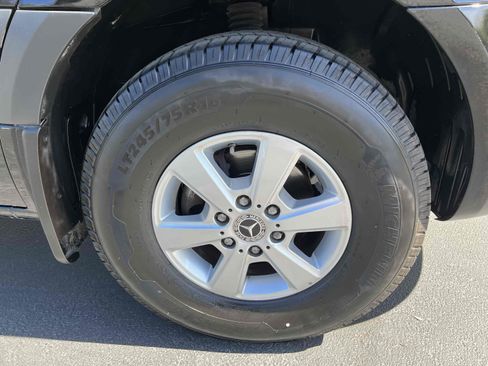 Used 2023 Mercedes-Benz Sprinter 2500 w/ Parking Package image 71