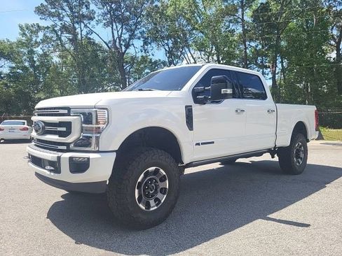 Used 2020 Ford F250 Platinum w/ FX4 Off-Road Package AWD/4WD image 4