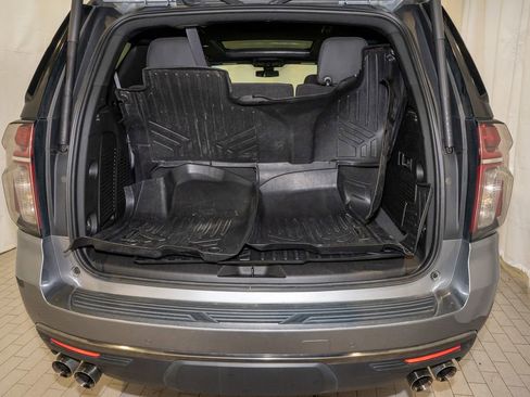 Used 2022 Chevrolet Tahoe RST w/ Sport Performance Package image 5