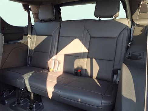 Used 2025 GMC Yukon Denali w/ Sun & Power Step Package image 26