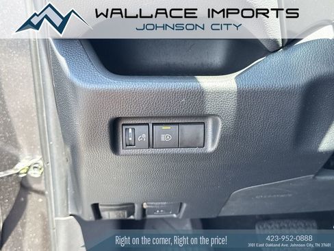 Used 2023 Toyota RAV4 LE FWD image 30