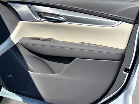 New 2026 Cadillac XT5 Premium Luxury FWD image 11