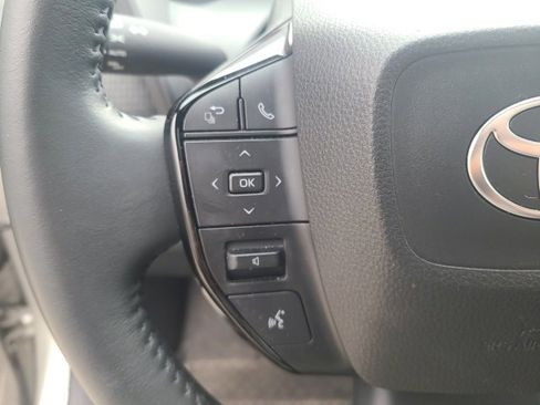 Used 2024 Toyota bZ4X XLE image 20