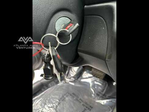 Used 2018 Nissan Versa Note SV image 37