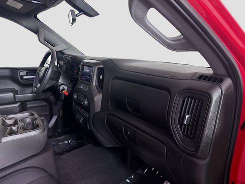 Used 2020 Chevrolet Silverado 1500 Custom Trail Boss w/ Custom Convenience Package AWD/4WD image 28