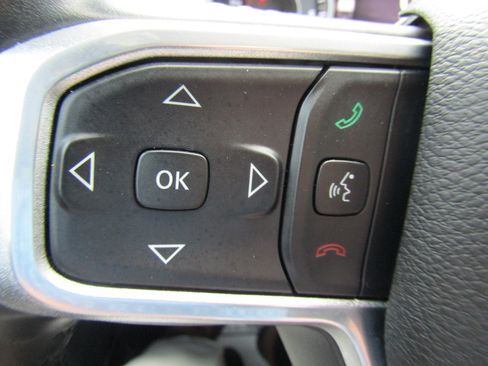 Used 2021 RAM 1500 Laramie image 29