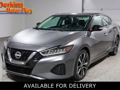 Used 2023 Nissan Maxima SV w/ Floor Mat Group