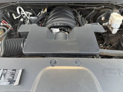 Used 2019 GMC Yukon Denali AWD/4WD image 32