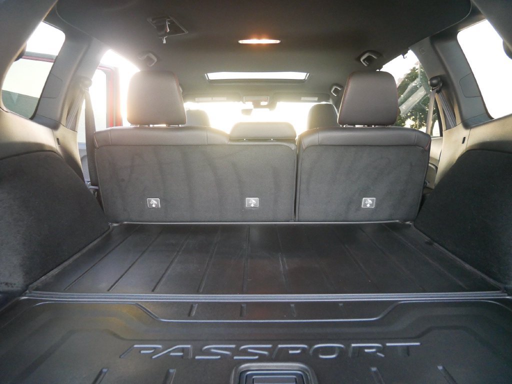 Used 2024 Honda Passport Black Edition image 11