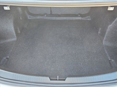 Used 2023 Chevrolet Malibu LT FWD image 6