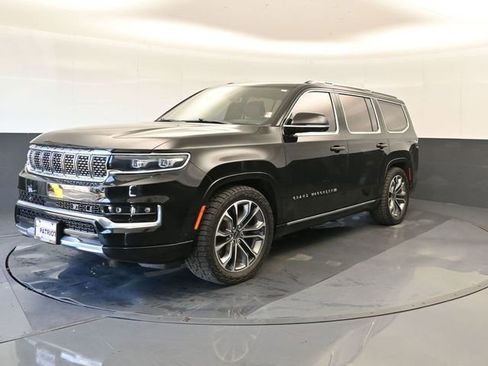 Used 2022 Jeep Grand Wagoneer Series III image 8