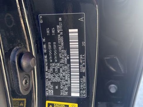 Used 2015 Toyota Highlander Limited w/ Driver Technology Package image 41