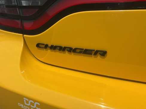 Used 2017 Dodge Charger R/T Scat Pack w/ Dynamics Package RWD image 44