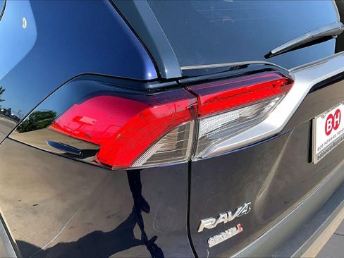 Used 2023 Toyota RAV4 Limited AWD/4WD image 27