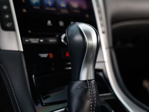 Used 2017 INFINITI Q50 Signature Edition w/ All Weather Package (L93) image 44