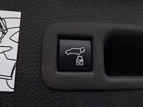 Used 2023 Toyota Sienna XSE w/ XSE Plus Package image 27