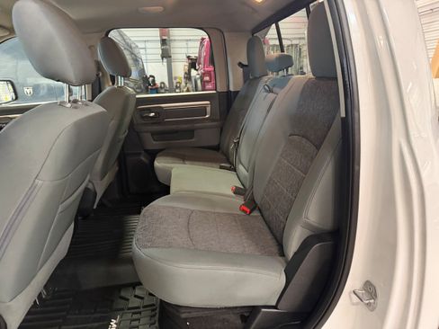 Certified 2017 RAM 1500 Big Horn AWD/4WD image 36