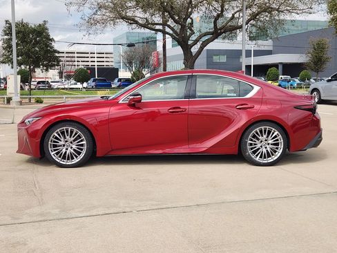 Certified 2023 Lexus IS 300 w/ Premium Package image 4