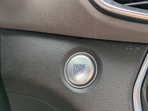 Used 2019 Hyundai Santa Fe Limited image 28