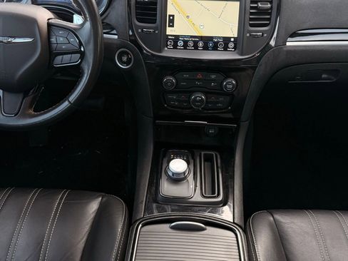 Used 2023 Chrysler 300 S image 25