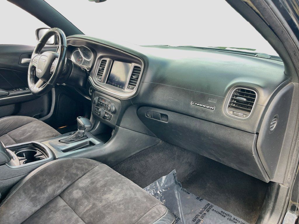 Used 2019 Dodge Charger Scat Pack w/ Dynamics Package RWD image 29