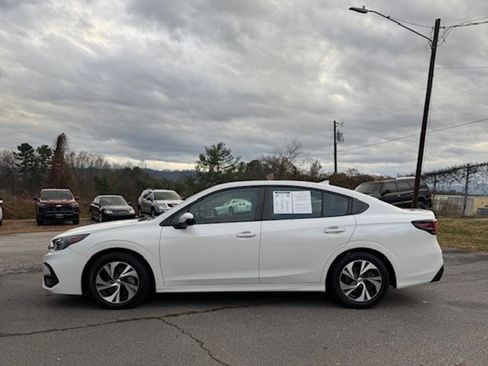 Used 2023 Subaru Legacy Premium image 2