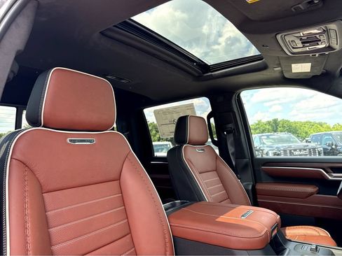 New 2026 GMC Sierra 2500 Denali Ultimate AWD/4WD image 5