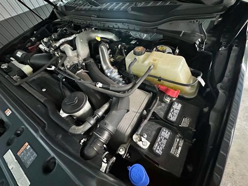 Used 2022 Ford F250 Lariat w/ Tremor Off-Road Package AWD/4WD image 12
