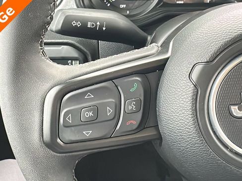 Used 2025 Jeep Wrangler Willys 4xe image 17