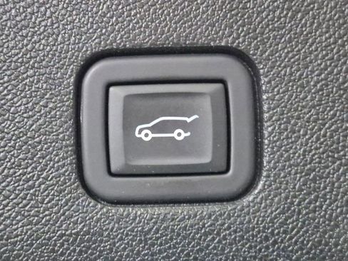 Used 2024 Cadillac XT6 Sport w/ Platinum Package image 29