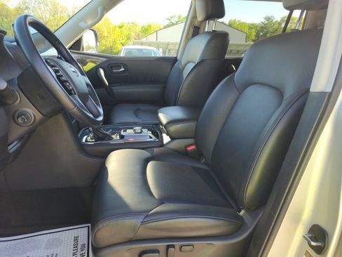 Used 2024 Nissan Armada SV AWD/4WD image 17