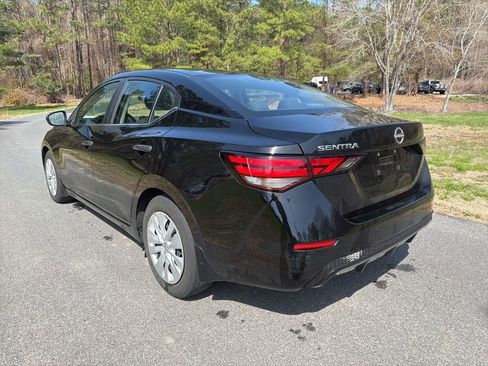 Used 2024 Nissan Sentra S image 7