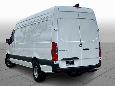 New 2025 Mercedes-Benz Sprinter 3500 image 12