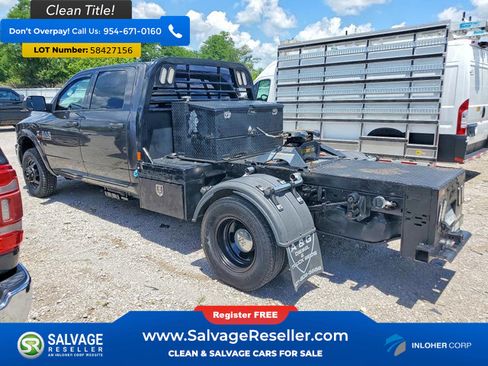 Used 2018 RAM 3500 Tradesman w/ Chrome Appearance Group AWD/4WD image 3