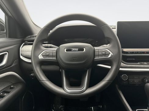 Used 2023 Jeep Compass Sport AWD/4WD image 12