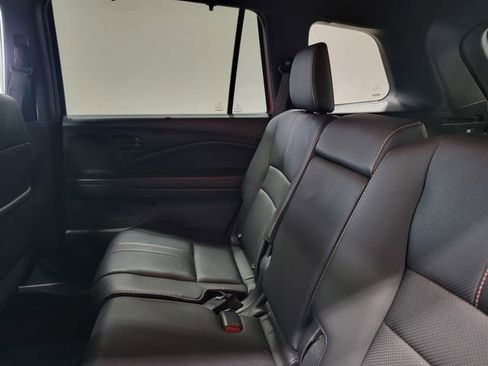 Used 2022 Honda Passport TrailSport image 14