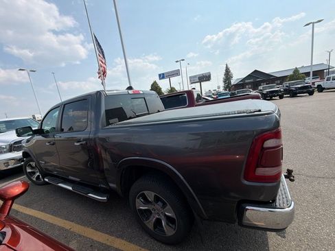 Used 2022 RAM 1500 Laramie AWD/4WD image 6