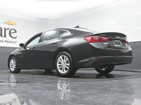 Used 2018 Chevrolet Malibu LT FWD image 5