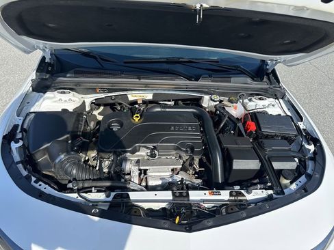 Used 2024 Chevrolet Malibu LT w/ Sport Edition image 30