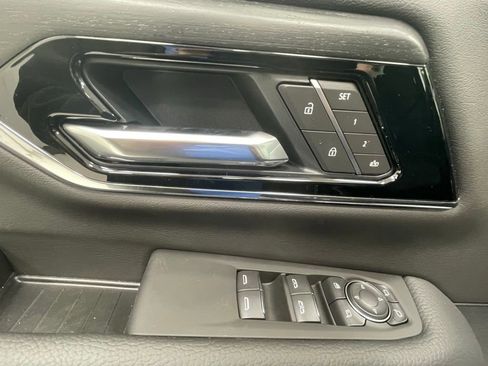 New 2026 GMC Yukon XL Denali w/ Sun & Power Step Package image 14