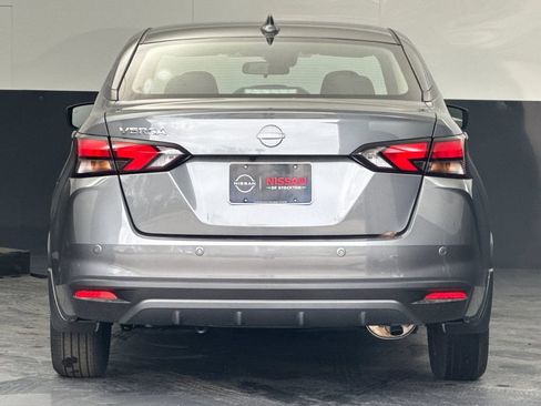 Used 2025 Nissan Versa SV w/ Trunk Package image 4